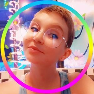 Meet your Posher, Kristen